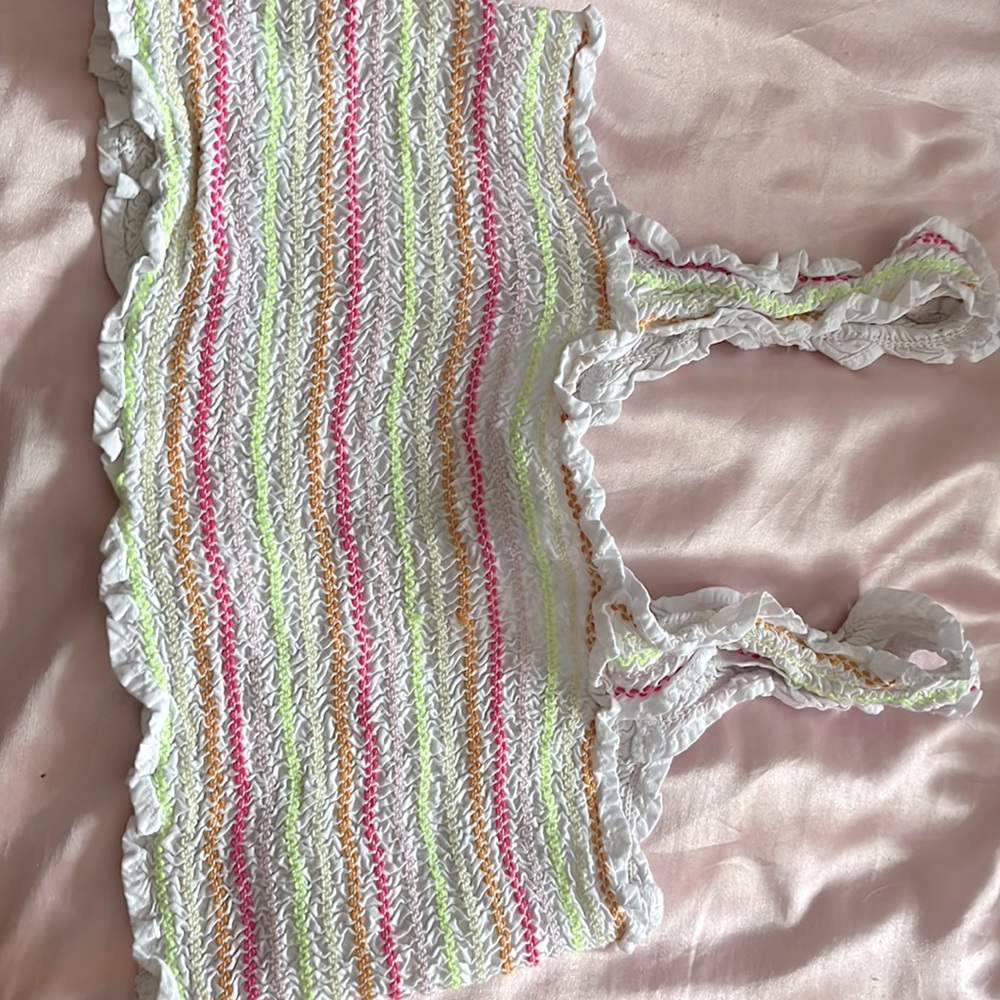 non stains new very pretty and comfortable